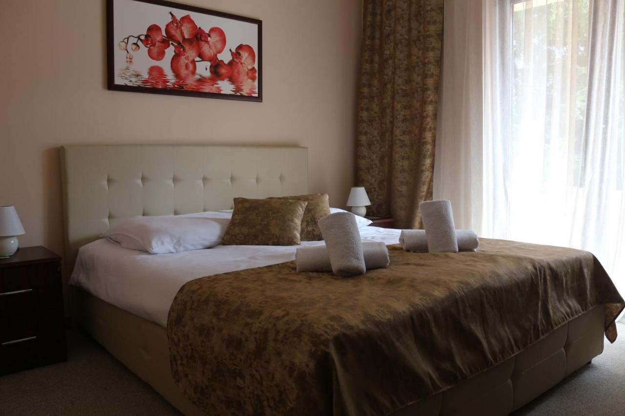 Garden House Bed & Breakfast Apatin Ngoại thất bức ảnh